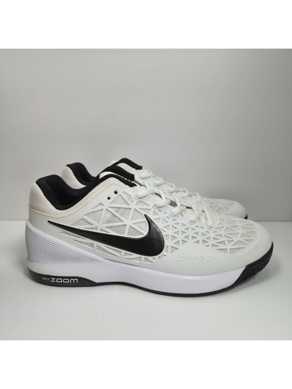 Nike Zoom Cage 2 Men's White & Black Tennis Shoes 705247-101 US Size 8